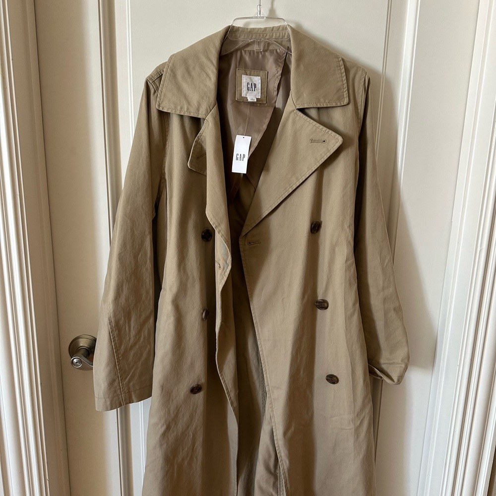 GAP Women's Classic Beige Trench Coat